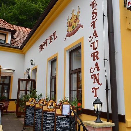 Hotel Koruna Карлштейн Екстер'єр фото