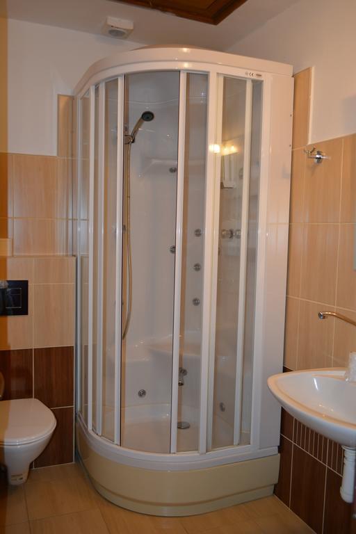 Hotel Koruna Карлштейн Номер фото